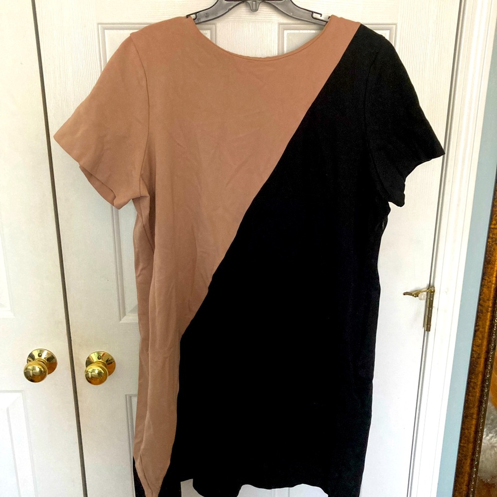 Cute Black and Tan shift dress-Mynt 1792